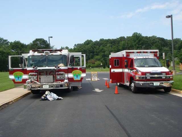 Engine 516B and Ambulance 516